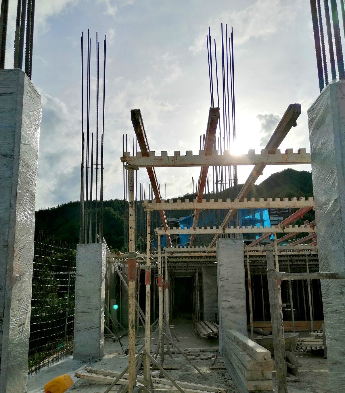 Residential concrete pillars